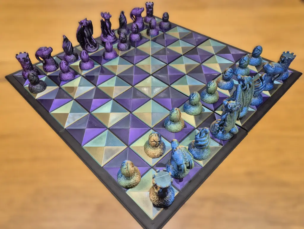 [FG-GAME003] Boxed Dragon Chess Set Inc Board